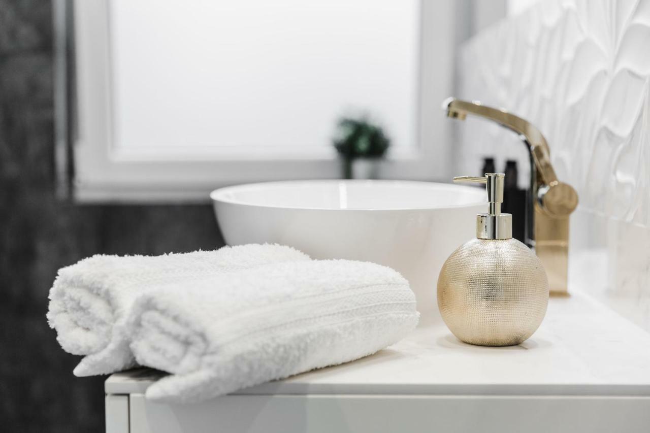 Luxury Suites Kaunas, Self-Check In Εξωτερικό φωτογραφία